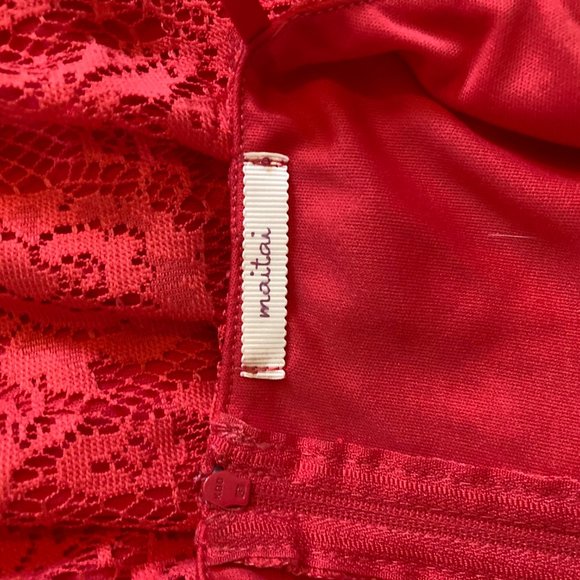 MaiTai Lace Strappy V Neck Cocktail Dress - Picture 5 of 6